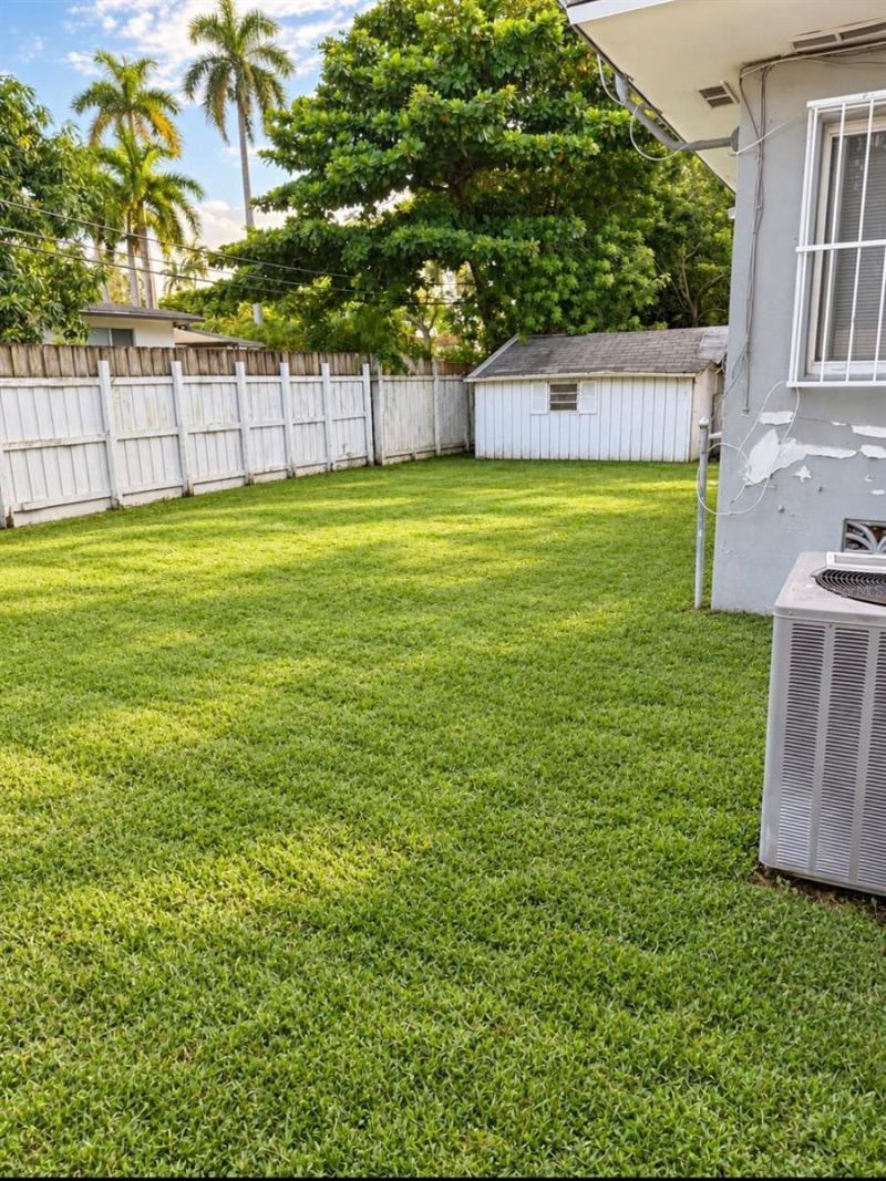 8230 N Bayshore Drive, Miami, FL 33138 Photo