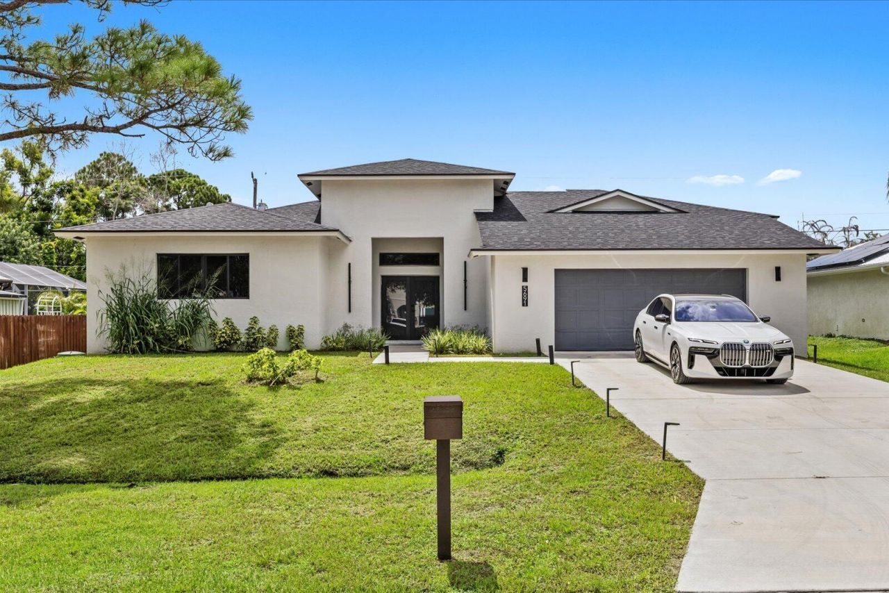 5691 NW North Macedo Boulevard, Port Saint Lucie, FL 34983 Photo