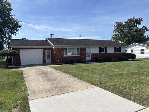 213 E North Street, Anna, OH 45302