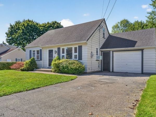 510 Pennsylvania Ave, Pohatcong, NJ 08865
