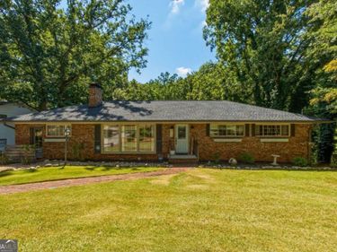 613 Holly Drive NW, Gainesville, GA 30501