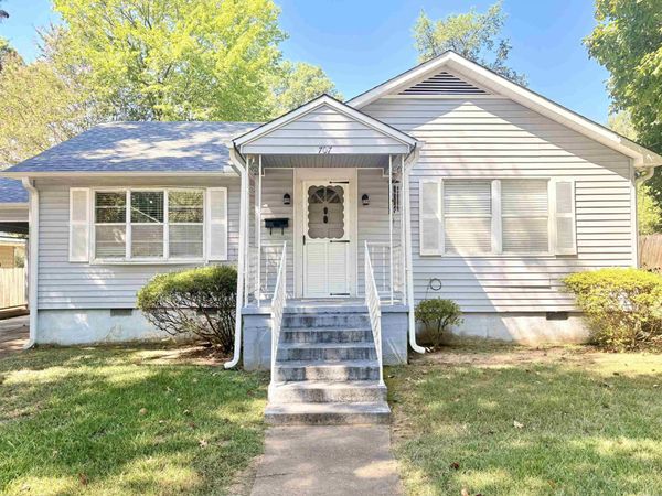 707 N Cedar Street, Searcy, AR 72143