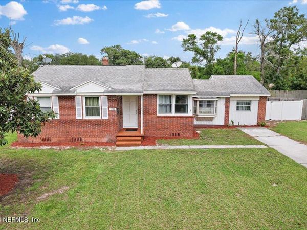 9721 KLINE Road, Jacksonville, FL 32246