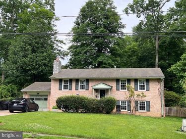 8711 BRAEBURN DRIVE, ANNANDALE, VA 22003