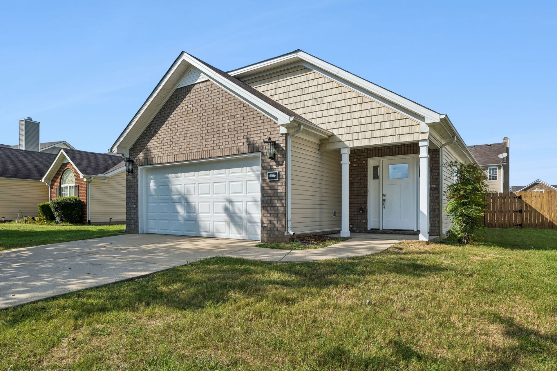 606 Easy Goer Way, Smyrna, TN 37167 Main Photo