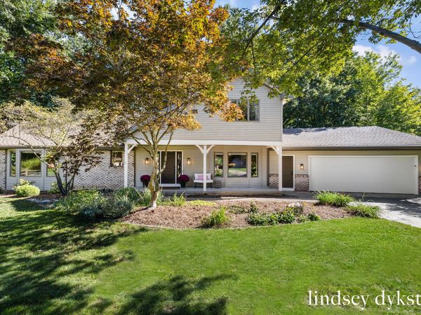 7395 Whispering Ridge Street SE, Grand Rapids, MI 49546