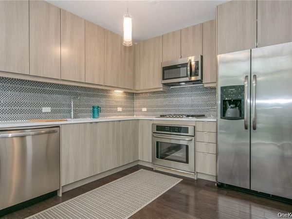 250 S Central Park Avenue , Unit 2F, Hartsdale, NY 10530