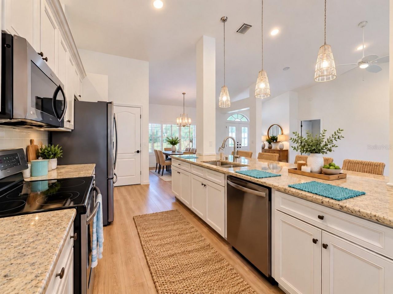 4415 Highland Oaks Circle, Sarasota, FL 34235 Photo