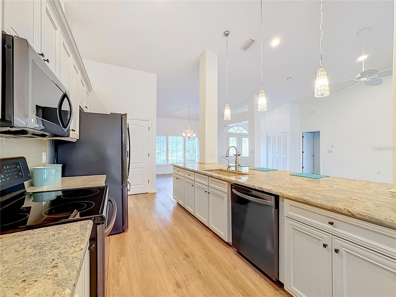 4415 Highland Oaks Circle, Sarasota, FL 34235 Photo
