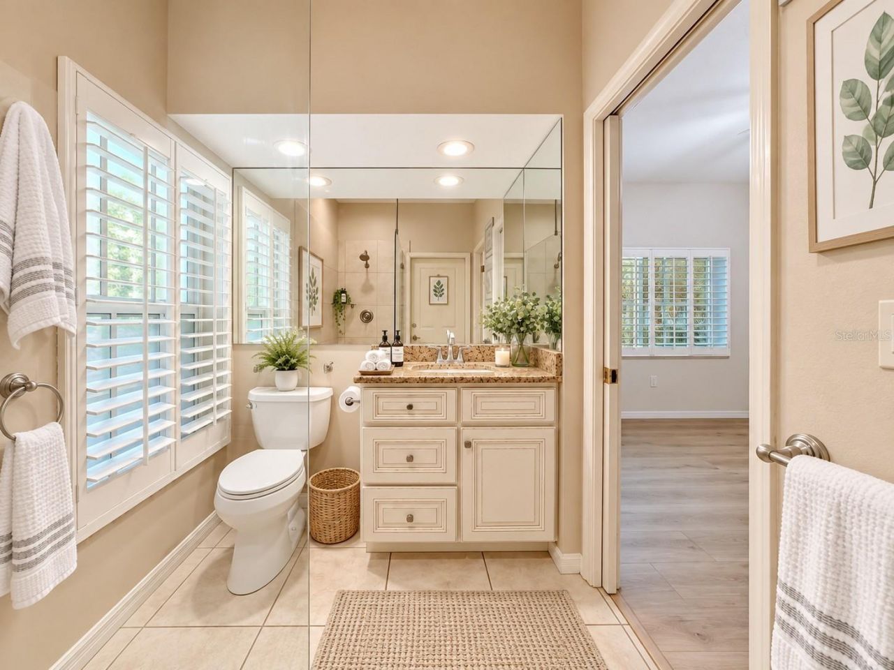 4415 Highland Oaks Circle, Sarasota, FL 34235 Photo