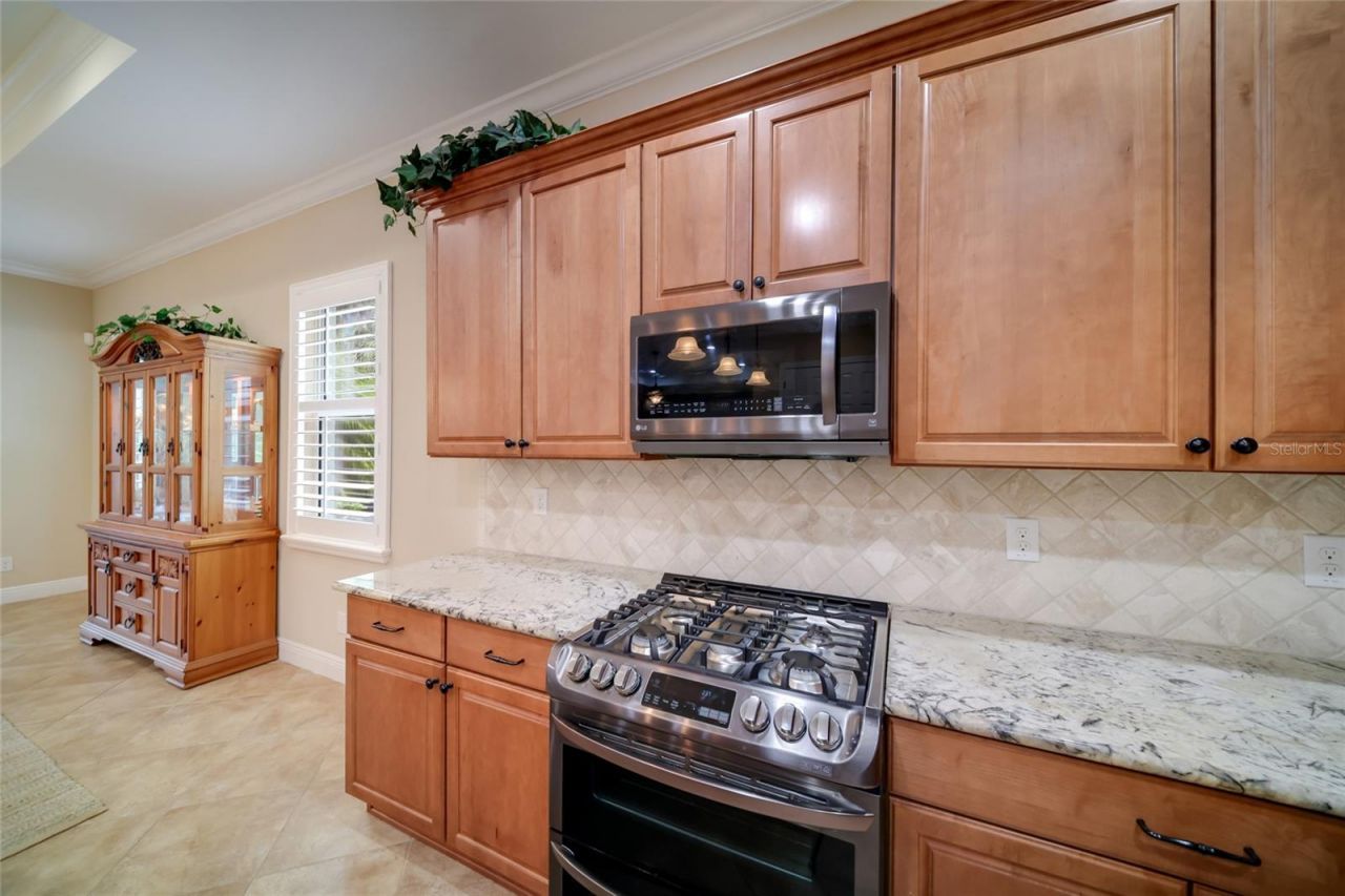 921 Riverscape Street, Bradenton, FL 34208 Photo