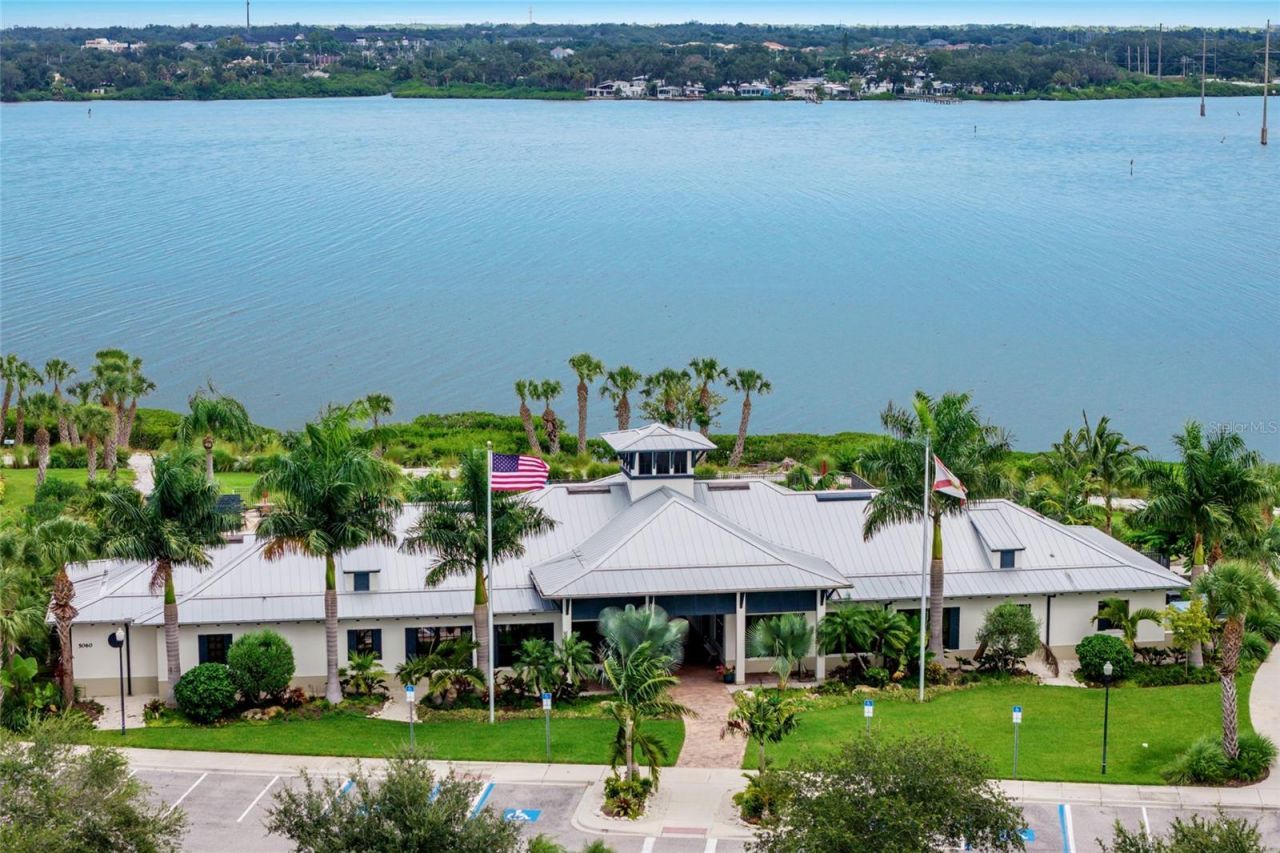 921 Riverscape Street, Bradenton, FL 34208 Photo