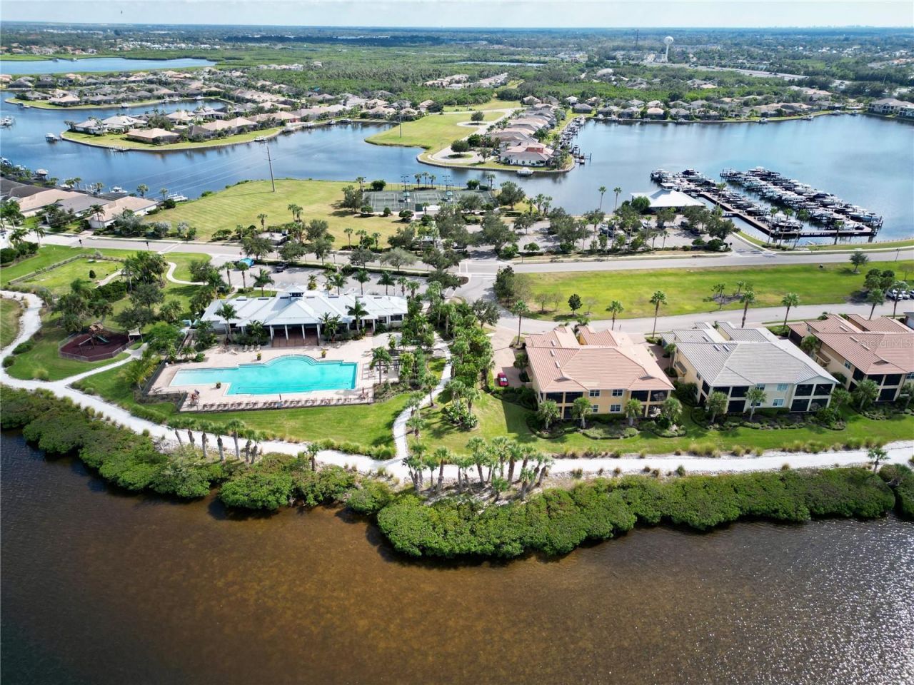 921 Riverscape Street, Bradenton, FL 34208 Photo