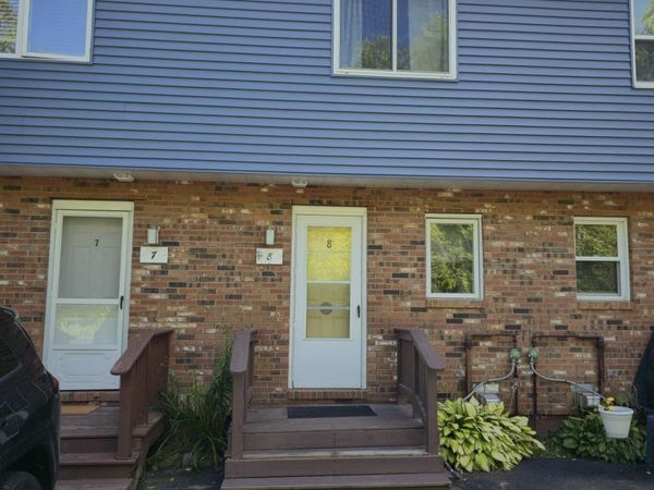 220 Mascoma Street, Unit 8, Lebanon, NH 03766