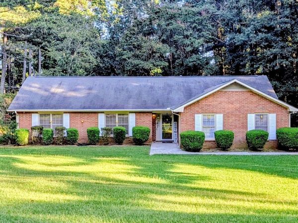 100 Whitney Way, Fayetteville, GA 30214
