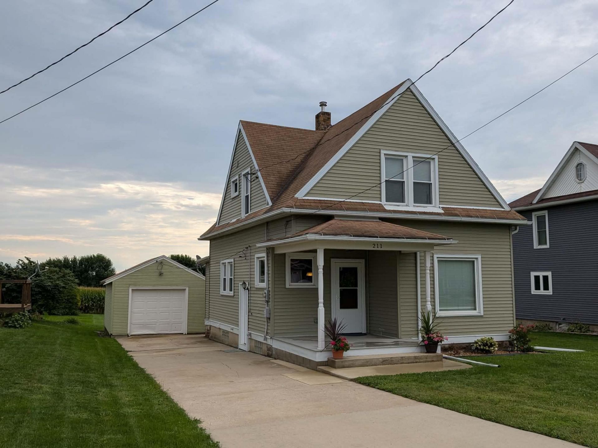 211 Jessie Street, Ossian, IA 52161 Main Photo