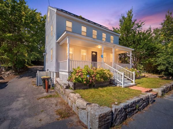 51 Mechanic St, Bellingham, MA 02019