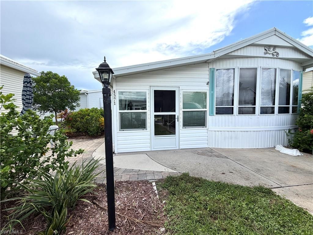 4571 Lafayette Ln E, Estero, FL 33928 Photo