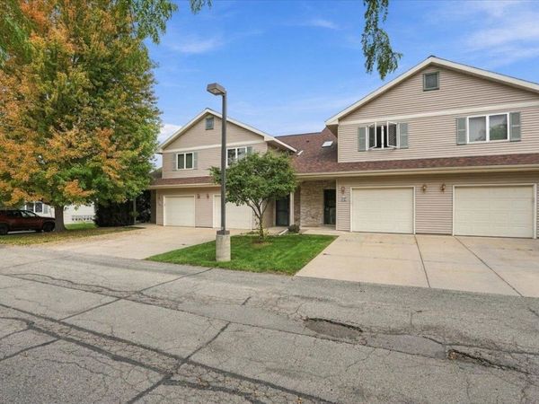 326 Alpine Meadows Circle, Oregon, WI 53575