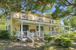 1620 Poe Avenue photo 4