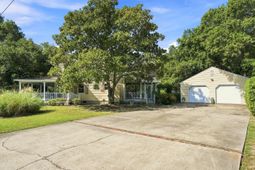 1620 Poe Avenue photo 4