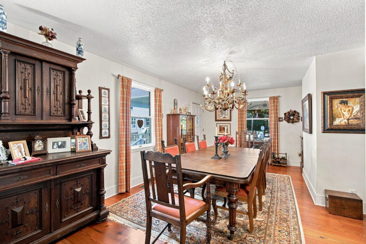 1620 Poe Avenue Photo 8