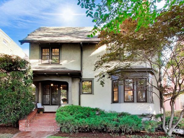 419 Greenwood Street , Evanston, IL 60201