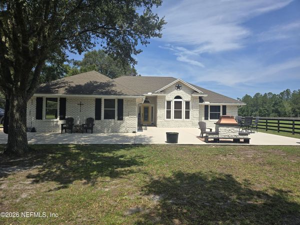 906 COUNTY ROAD 217, Jacksonville, FL 32234