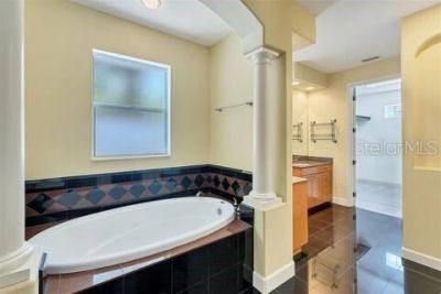 4250 Swift Road, Sarasota, FL 34231 Photo
