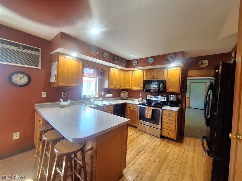 4656 Montgomery Road, Orwell, OH 44076 Photo 12