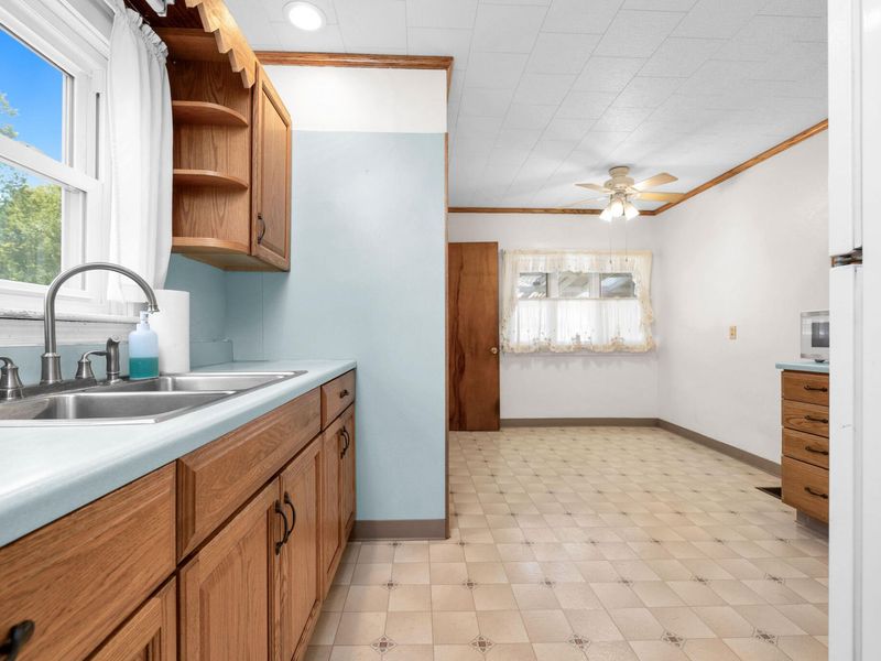 218 S Sandusky Street, Rushsylvania, OH 43347 Photo 8