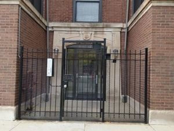 6342 S KENWOOD Avenue, Unit 3S, Chicago, IL 60637