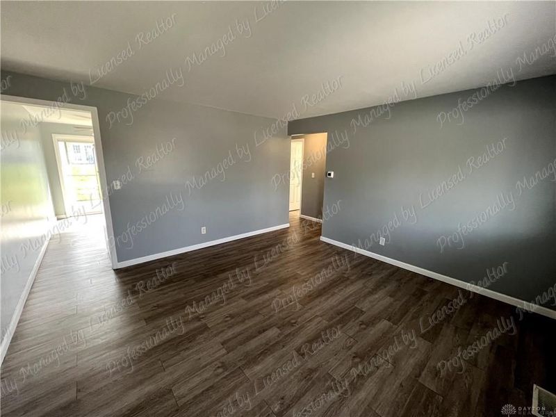5444 Bellefontaine, Huber Heights, OH 45424 Photo 2