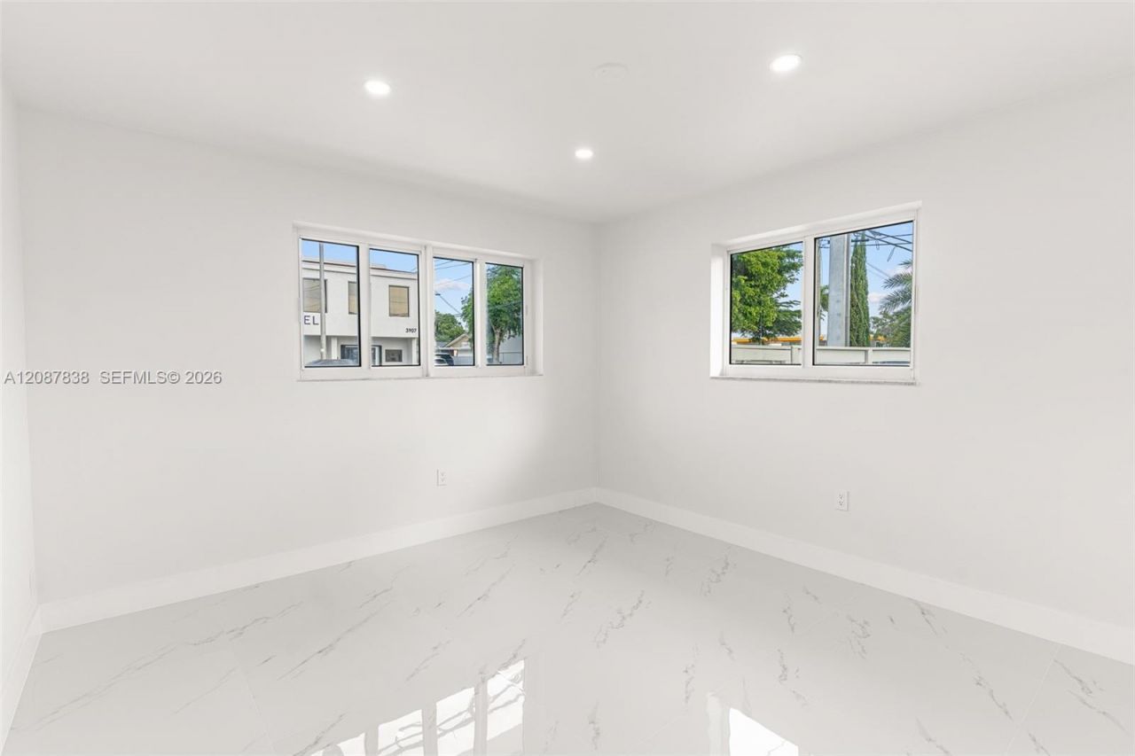 3900 SW 67th Ave, Miami, FL 33155 Photo