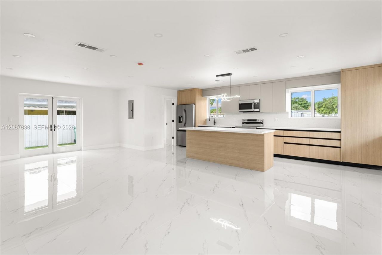 3900 SW 67th Ave, Miami, FL 33155 Photo