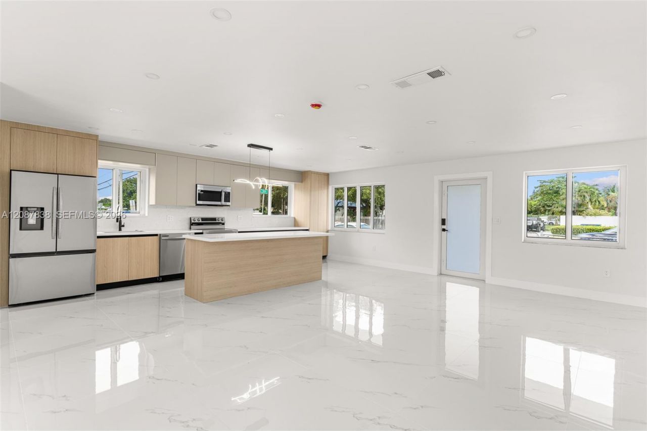 3900 SW 67th Ave, Miami, FL 33155 Photo