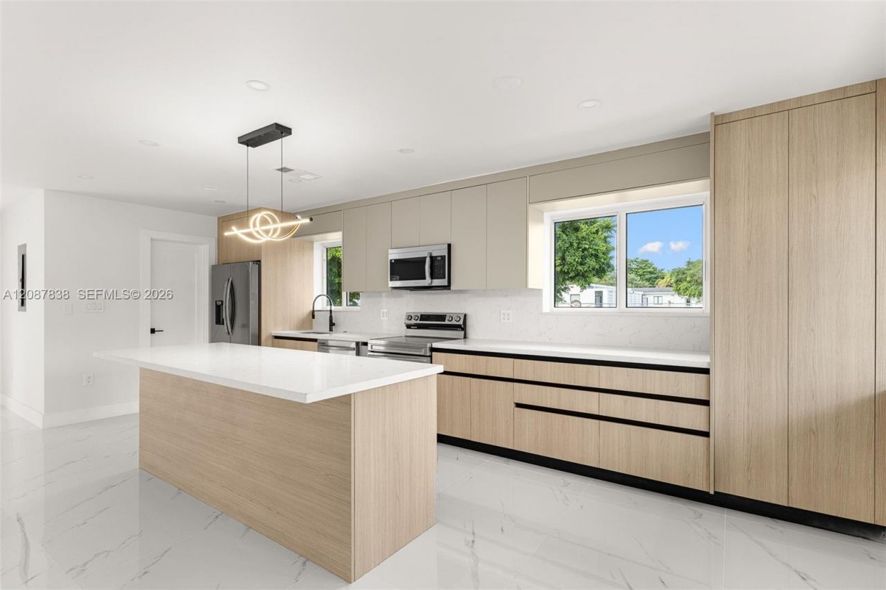 3900 SW 67th Ave, Miami, FL 33155 Photo