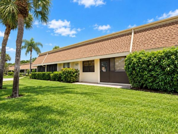 107 HALF MOON Circle, Unit D, Jupiter, FL 33458