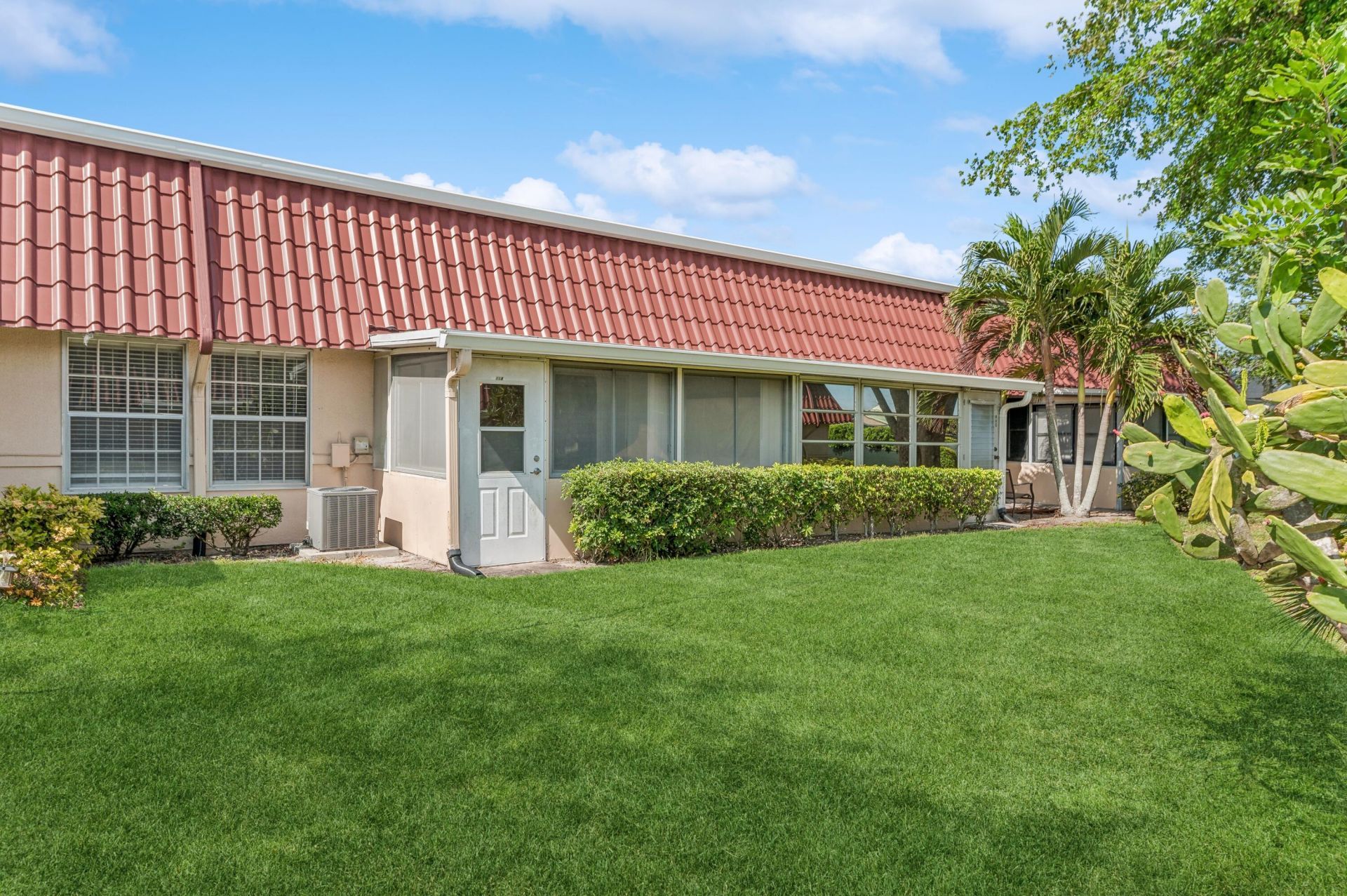 118 Amherst Lane, Lake Worth, FL 33467 Photo