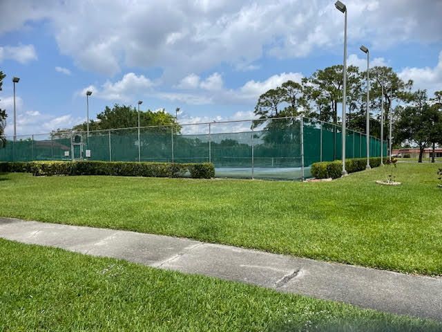 118 Amherst Lane, Lake Worth, FL 33467 Photo