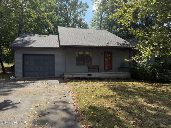 704 Ike Lane, Knoxville, TN 37918