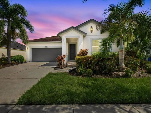 6805 PARK STRAND DRIVE, APOLLO BEACH, FL 33572