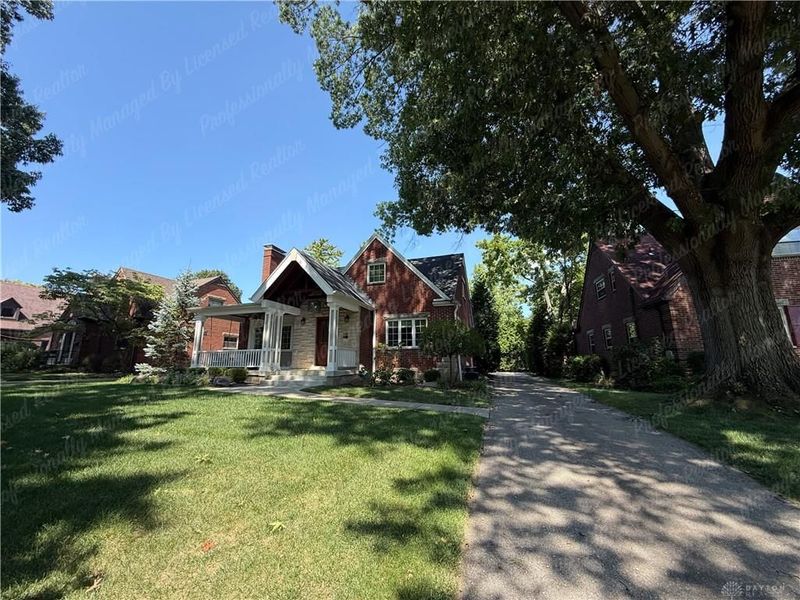 333 Thruston Boulevard, Oakwood, OH 45419 Photo 2