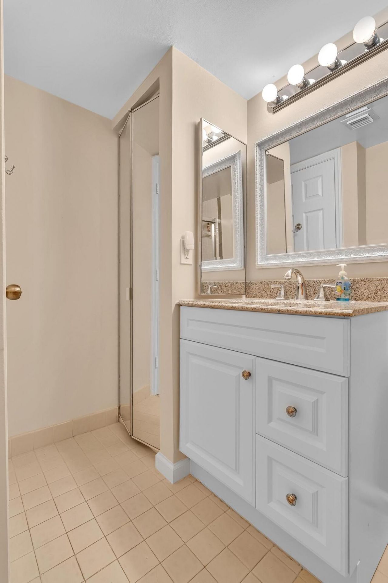 7216 Fairfax Drive, Unit 109, Tamarac, FL 33321 Photo