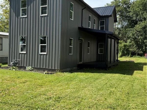 37 Franklin Street , Roseville, OH 43777