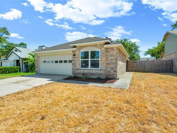 1428 Woodfern Drive, Arlington, TX 76018