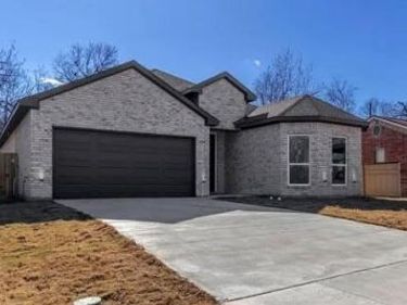 1336 E Fogg Street, Fort Worth, TX 76115