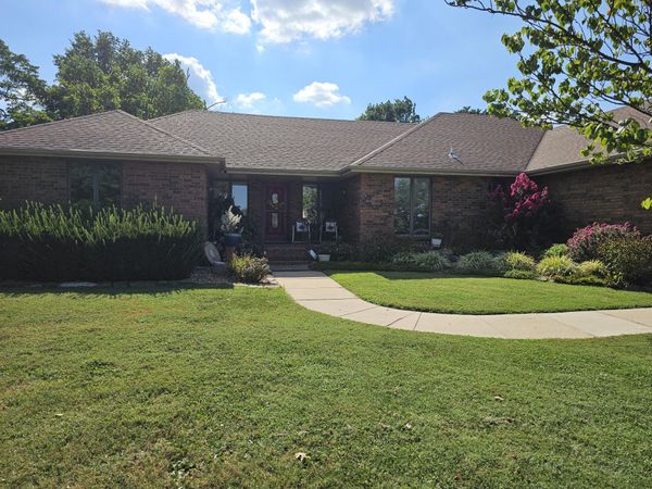 315 N Old Wilderness Road , Nixa, MO 65714