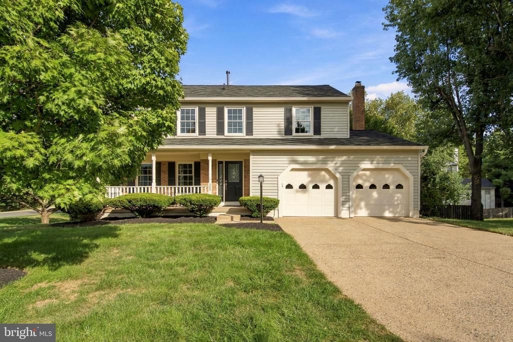 300 Helen Court, Sterling, VA 20164 Main Photo