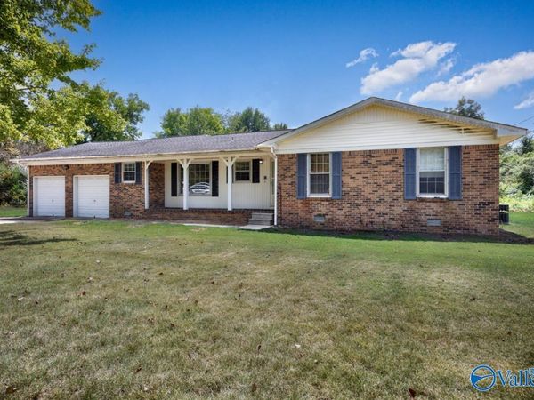 15216 New Cut Road, Athens, AL 35611
